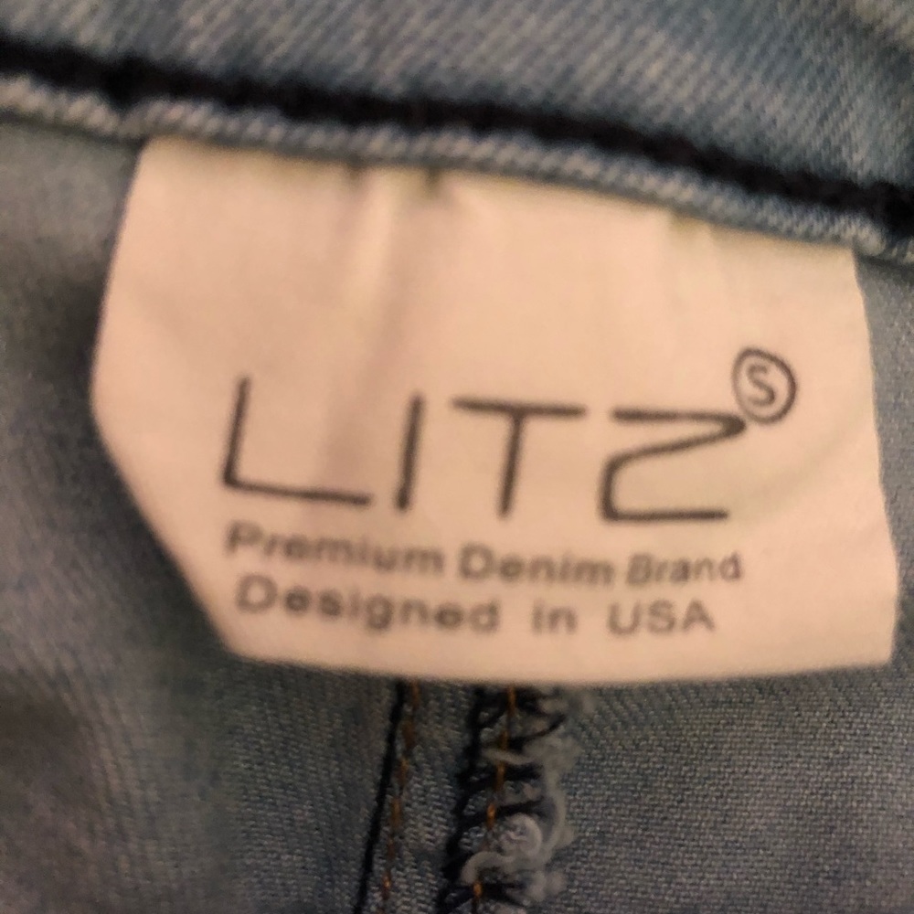 Mini skirt - Picture 4 of 4